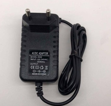 Блок питания импульсный, 12V,  1.0A, 12W, штекер: 5,5 х 2,1мм, В розетку, вх: AC 100-240V, вх. разъем: В розетку 12V/12W фото 2