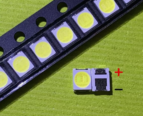 СВЕТОДИОД SMD 2835 1W , 3V (2.8x3.5x0.6mm) (большой контакт - (Катод)) 1210 3528 