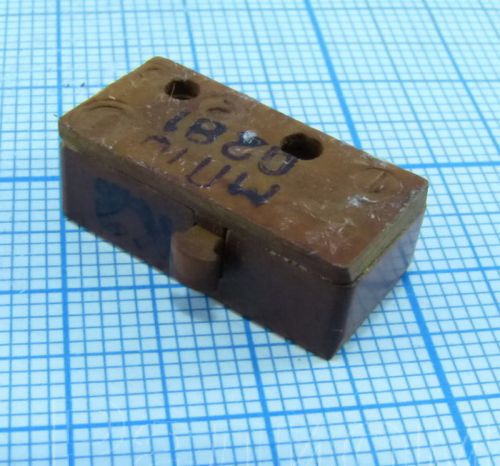 Микропереключатель, 3pin без фиксации, AC 220/250V 2.0A, под пайку, 20,3x10x7,2мм (МП10 (ПМ22-2/МП22-2/МП1-1/МП3-1/МП3-1В/МП5/МП9/МП11/ПМ24/ПМ24-2))
