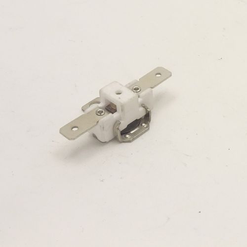 Термостат 255°c NEW SIZE 3PIN 16A (TTE) под клеммы 6,3мм (стоит в парогнераторе утюга) Термостат 255°c NEW SIZE 3PIN 16A (TTE) под клеммы 6,3мм (стоит в парогнераторе утюга)