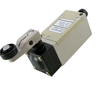 Выключатель путевой HL-5000 NO - NC (4P) 5 A (AC)/ 0,4 A (125 DC); 0,2 A (250 DC) (129,5, 33х58 мм, корпус - 82,5 мм) c поворотным рычажным роликом (P