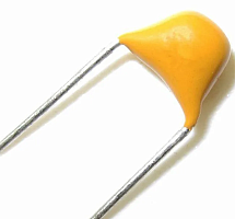 Конденсатор керамический     8200 пф 50V (марк 822) 