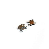Разъем - гнездо microUSB-B (7pin) на плату; ver.2.0 Горизонт.исполн; врезн. монтаж (7 контактов-SMD/ 4 уст.лепестка-SMD) дл=8.0мм/ шир=7.4мм/10.2мм с 