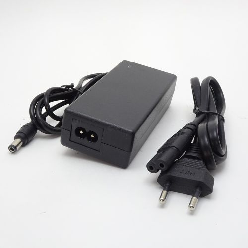 Блок питания импульсный, 15V, 3.0A, 60W, штекер: 6,0 х 3,0мм, 110x48x30мм, вх: AC 100-240V, вх. разъем: восьмерка, с кабелем LP-600