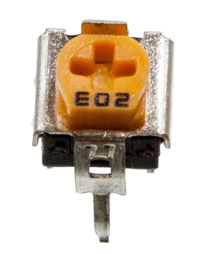 РЕЗИСТОР подстроечный  WH06-2C-101 100 Om 3pin 0,1W DC50V, -+20% шлиц под отвертку сверху (вертик. монтаж на печ. плату в отверстия) 7,5х7х4,5мм фото 2