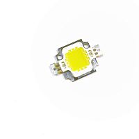 МАТРИЦА СВ/ДИОДНАЯ КВАДРАТНАЯ 10W 9-11VDC БЕЛЫЙ (6000K-6500K) ЭКОНОМ, I=900mA 900Lm Угол свеч: 120°; экран: 10х10мм; габар: 20х20мм; на теплоотводящей