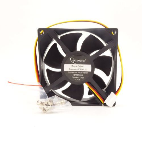 Вентилятор компьютерный DC12V, 80x80x25мм, 7 лопастей, 2500об/мин., подш. скольжения, разъем: фишка-2pin, 3pin, 0.16A Gembird FanCase, пластик, провод
