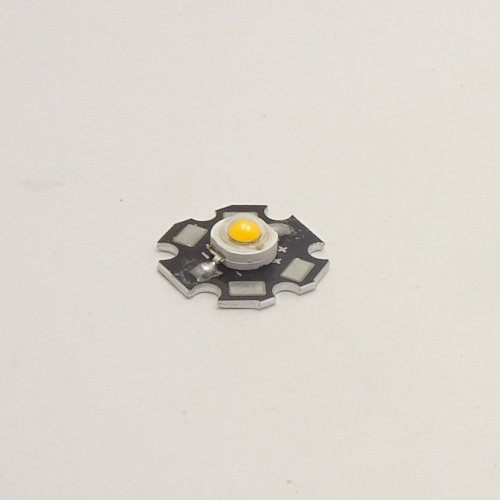 СВЕТОДИОД 1W ОРАНЖЕВЫЙ (2500-3000K), до 250Lm, 120*, 300mA, 3,2-3,4V на радиаторе-пластине 20мм ( STAR звезда ) СВЕТОДИОД 1W ОРАНЖЕВЫЙ (2500-3000K), до 250Lm, 120*, 300mA, 3,2-3,4V на радиаторе-пластине 20мм ( STAR звезда )