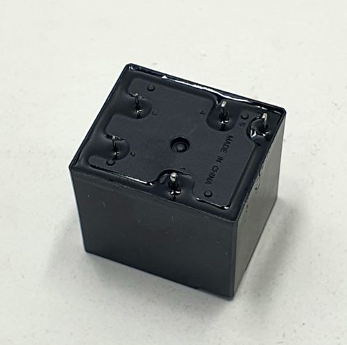 Реле э/м DC12V 40A 5+3pin, пайка (PCB), Контакты: 1 перекл.группа (1С)+3pin под клеммы (30VDC/30A; 240VAC/40A (NO); 240VAC/30A (NC)) 32x28x20мм (FORWA фото 2 Реле э/м DC12V 40A 5+3pin, пайка (PCB), Контакты: 1 перекл.группа (1С)+3pin под клеммы (30VDC/30A; 240VAC/40A (NO); 240VAC/30A (NC)) 32x28x20мм (FORWA фото 2