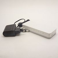 Коммутатор D-LINK DES-1008C/A1A (неуправляемый)  настольный (RJ45) порты 10-100Base-TX: 8 портов. поддер. авто-MDI/MDIX; контроль потока IEEE 802.3; р