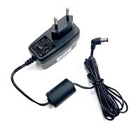 Блок питания импульсный, 8V,  2.0A, 16W, штекер: 5,5 х 2,1мм (угловой), В розетку, вх: AC 110-240V Блок Voltlander AC-N680