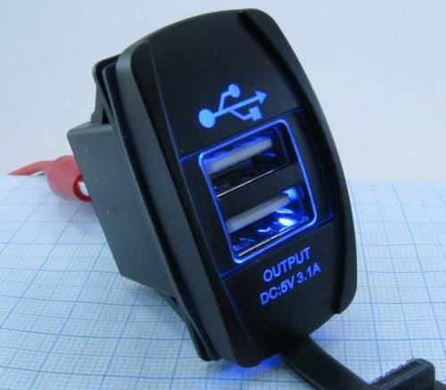 АДАПТЕР USB х 2 (2A max) для зарядки в Авто;монтаж в панель, прямоугольный, врезной, ВШГ- 35х 20 х30 мм, с защёлками, подсветка синяя Uпит:12-24v D АДАПТЕР USB х 2 (2A max) для зарядки в Авто;монтаж в панель, прямоугольный, врезной, ВШГ- 35х 20 х30 мм, с защёлками, подсветка синяя Uпит:12-24v D