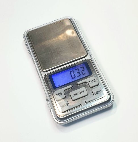 Весы цифровые 0 - 200гр х 0,01гр. MH-200; с подсветкой; (бат R03/2 AAA в комплекте)